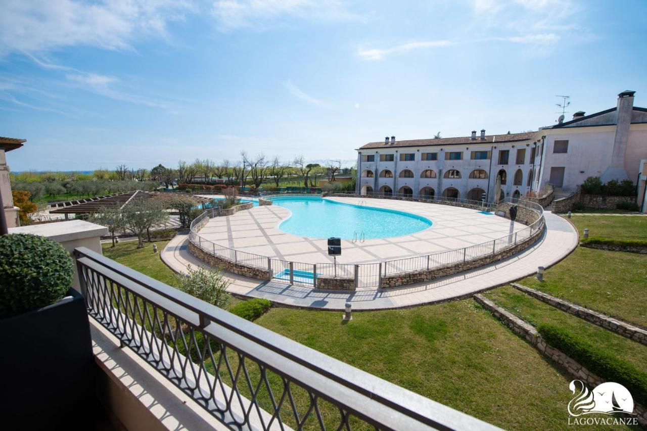 Appartamento Lago Blu Манерба дел Гарда Екстериор снимка